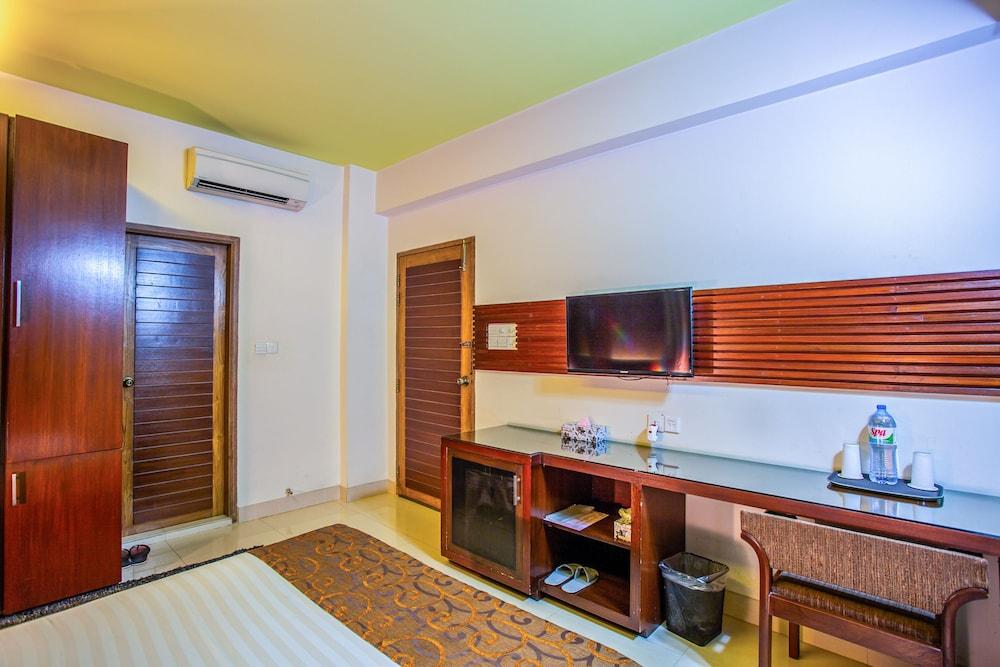 Hotel La Villa Western By Sea Pearl Beach Resort & Spa Dhaka Eksteriør billede